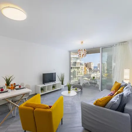 Imagine You And Your Family Renting This Holiday Apartment In Prime Location, Limassol Apartment 1000 Villa Limisso